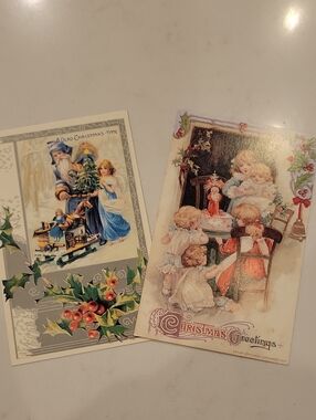 Vintage Home Holiday Christmas Greeting Cards in Cream, Red, Green, Blue